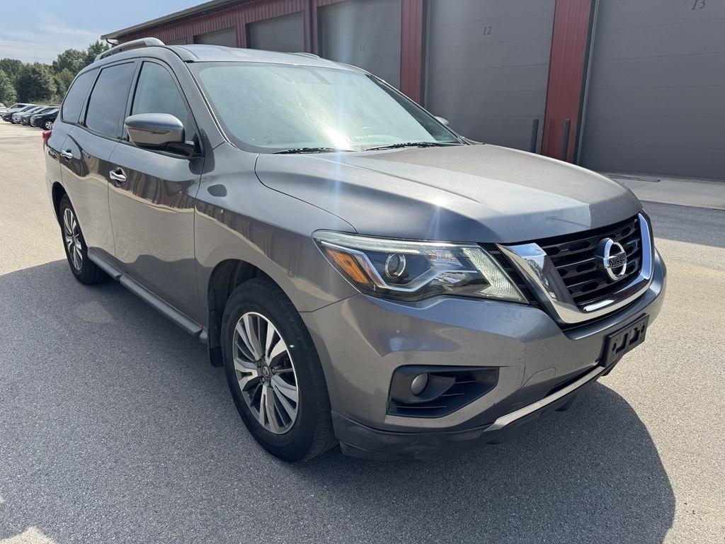 Nissan Pathfinder S 2WD 2017