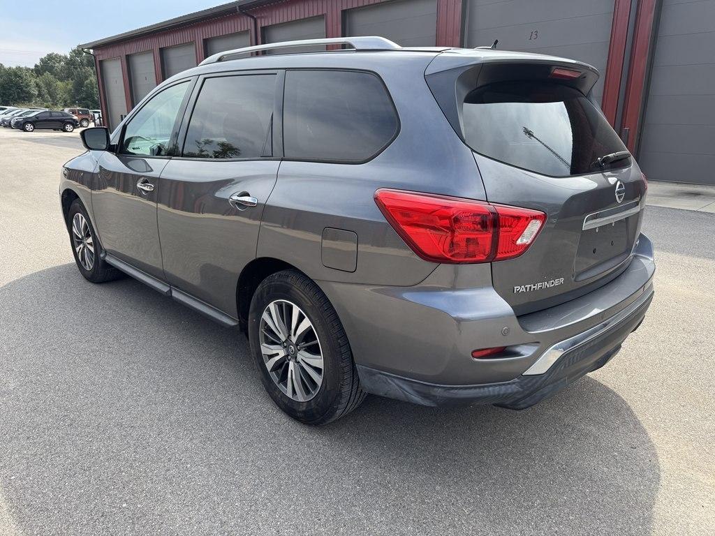 Nissan Pathfinder S 2WD 2017