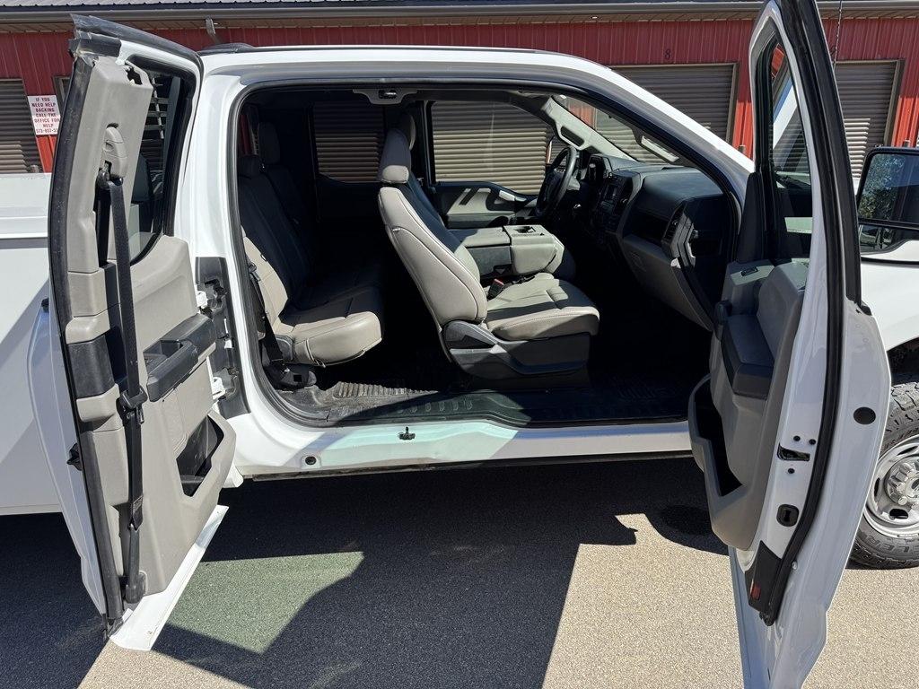 Ford F-250 SD XL SuperCab 4WD 2022