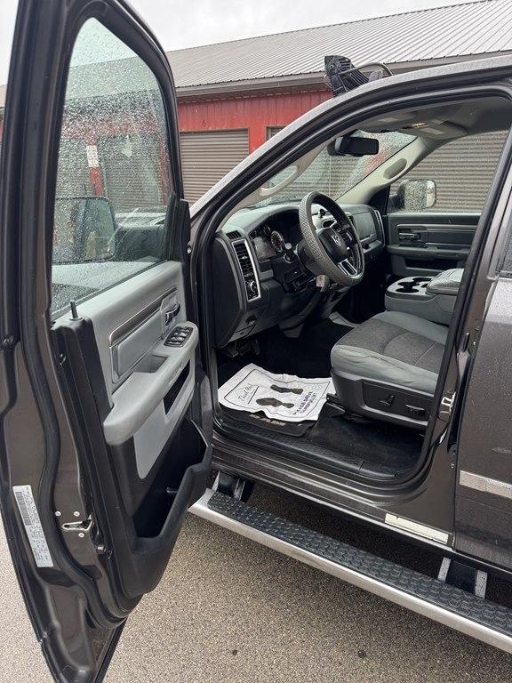 RAM 3500 SLT Crew Cab LWB 4WD 2017
