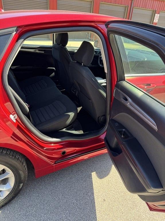 Ford Fusion SE 2020