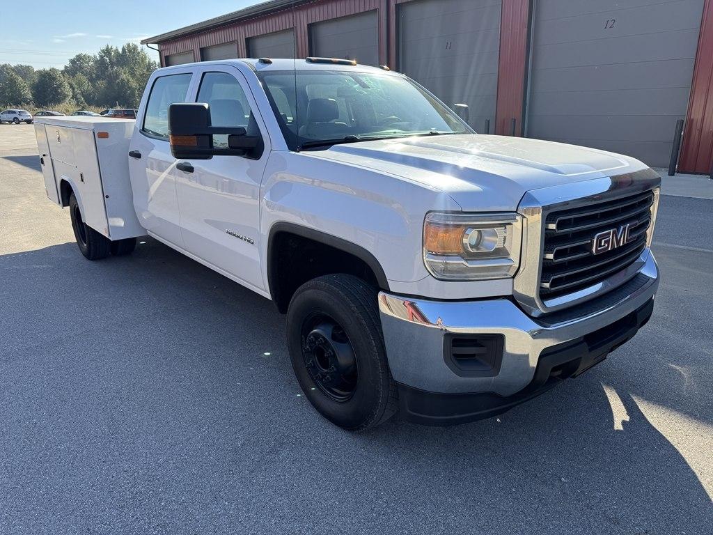 GMC Sierra 3500HD Base Crew Cab 2WD 2019