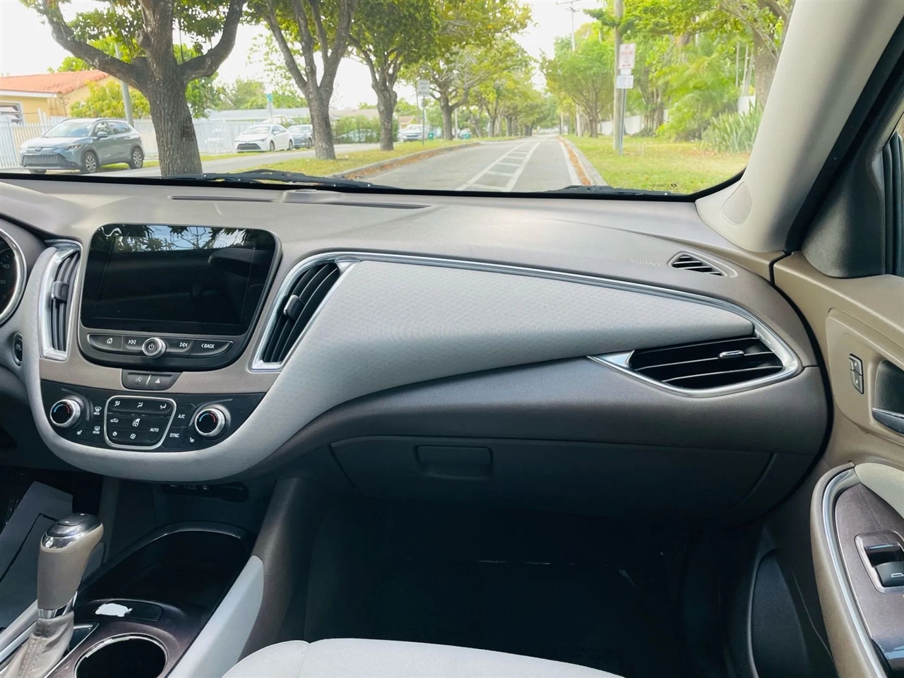 Chevrolet Malibu  2020