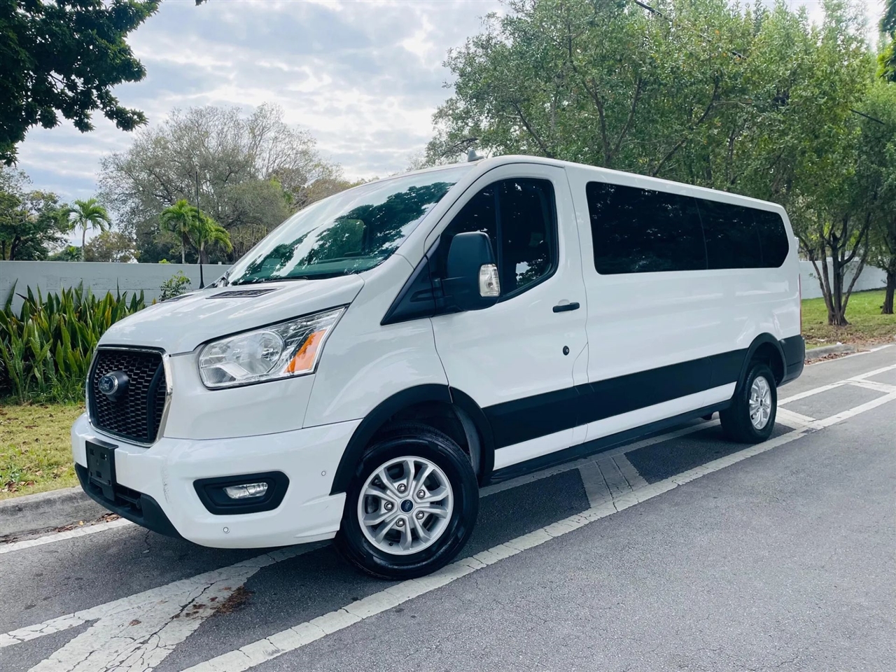 2021 Ford Transit XLT w/Low Roof Van 3D
