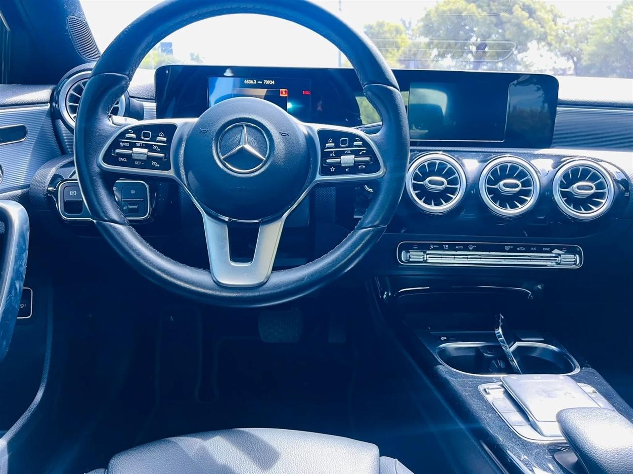 Mercedes-Benz A-Class photo 14