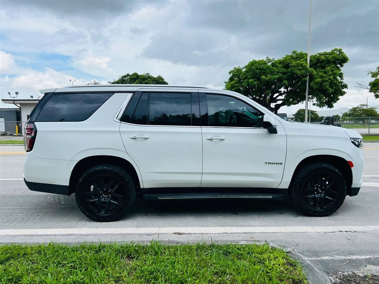 Chevrolet Tahoe photo 6