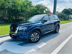 2022 Nissan Pathfinder 