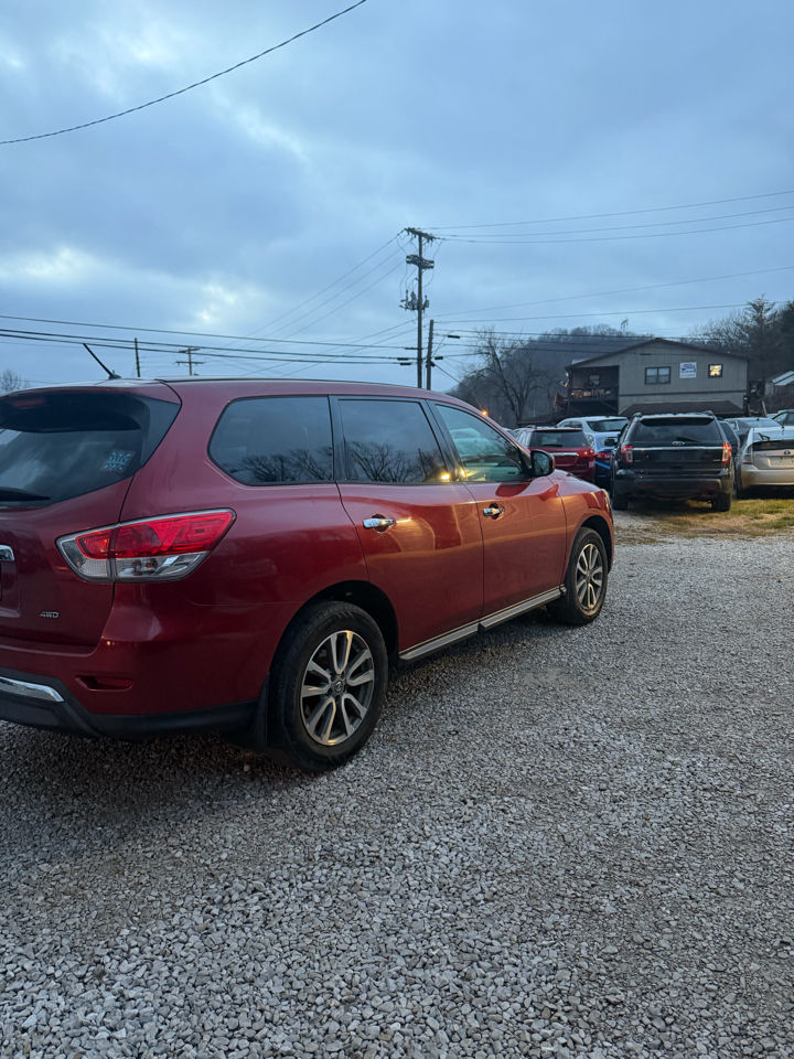 Nissan Pathfinder S 4WD 2014