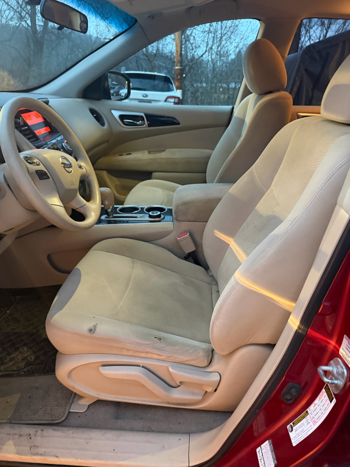 Nissan Pathfinder S 4WD 2014