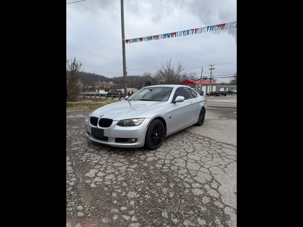 BMW 3-Series 328i xDrive Coupe 2010