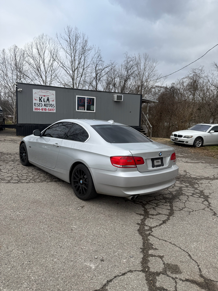 BMW 3-Series 328i xDrive Coupe 2010