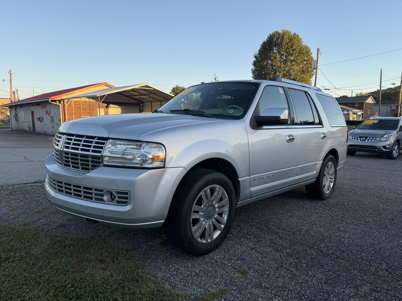 2014 Lincoln Navigator Base