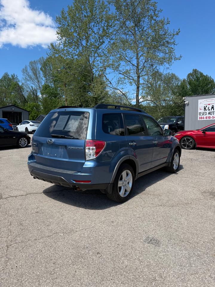 Subaru Forester 2.5X Premium 2010