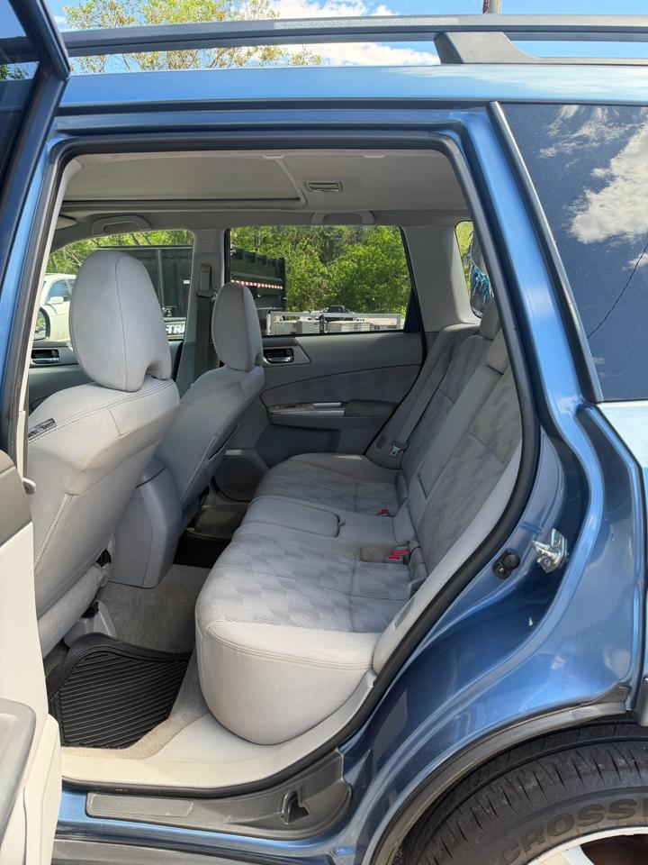 Subaru Forester 2.5X Premium 2010