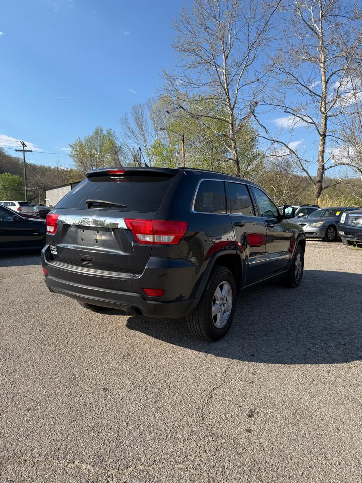 Jeep Grand Cherokee Laredo 4WD 2012