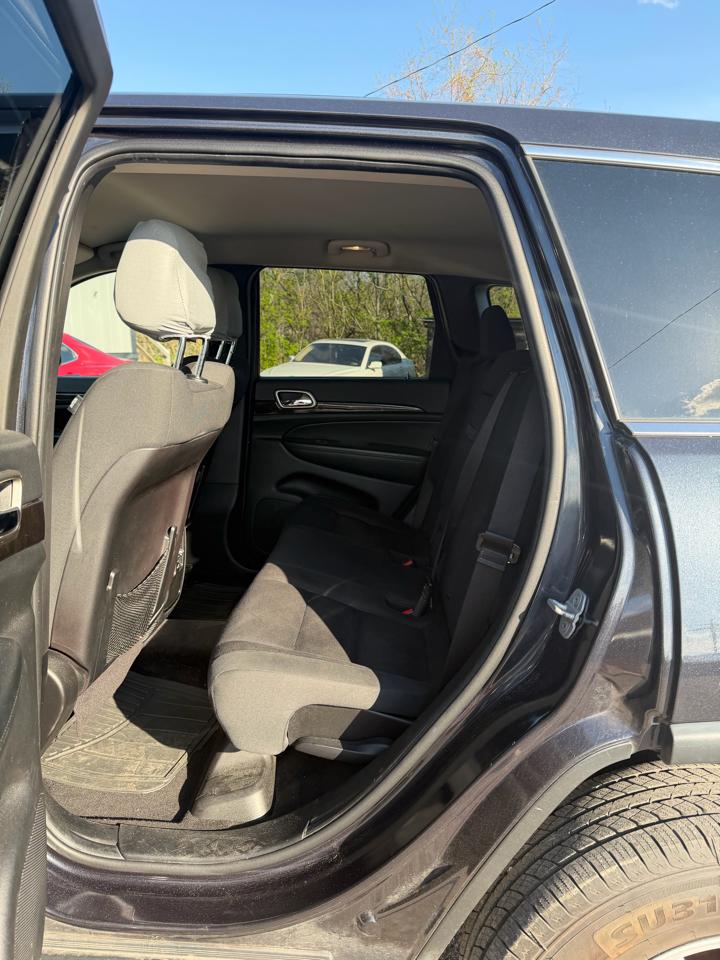 Jeep Grand Cherokee Laredo 4WD 2012