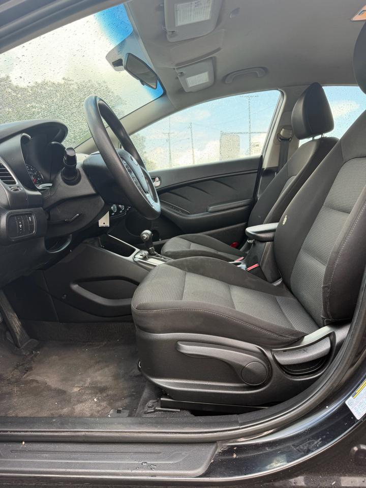 2018 Kia FORTE LX - Photo 8