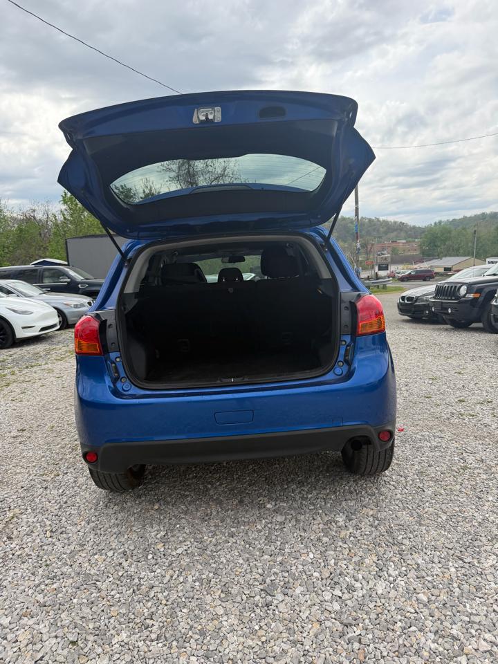 Mitsubishi Outlander Sport ES 2WD 2015