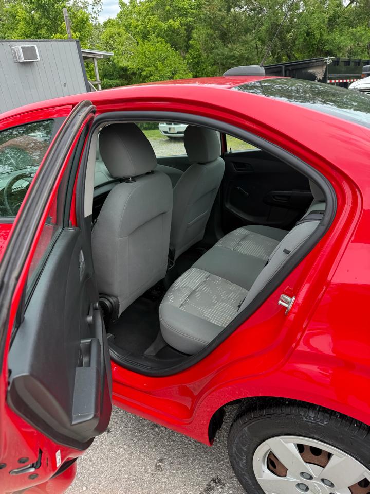 Chevrolet Sonic LS Auto Sedan 2015