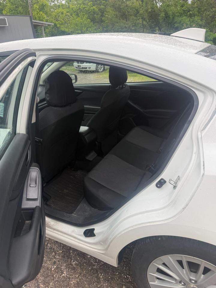 Subaru Impreza 2.0i Premium CVT 4-Door 2017