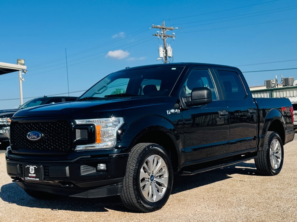 Ford F-150 XL SuperCrew 5.5-ft. Bed 4WD 2018 Ford F-150 XL SuperCrew 5.5-ft. Bed 4WD 2018