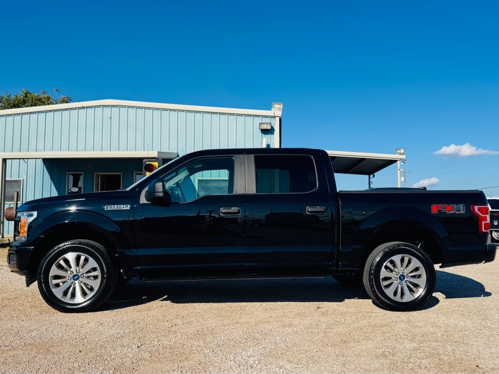 Ford F-150 XL SuperCrew 5.5-ft. Bed 4WD 2018 Ford F-150 XL SuperCrew 5.5-ft. Bed 4WD 2018