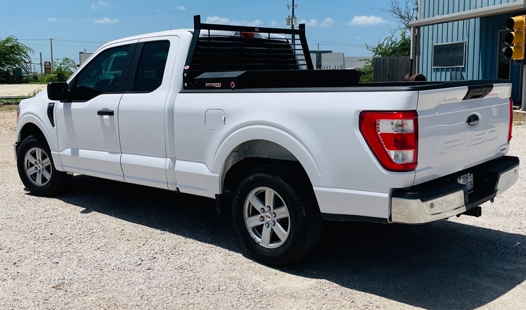 Ford F-150 XL SuperCab 8-ft. 2WD 2021