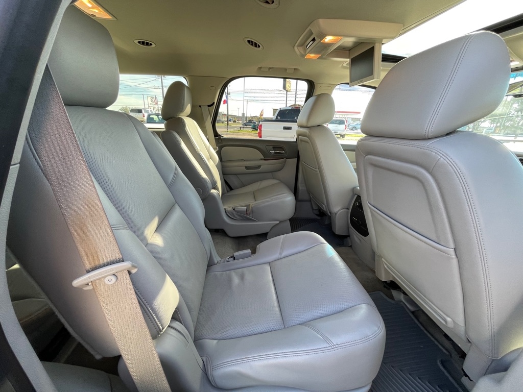 Chevrolet Tahoe LTZ 2WD 2013