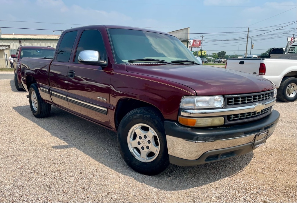 Chevrolet Silverado 1500 Ext. Cab Short Bed 2WD 2001