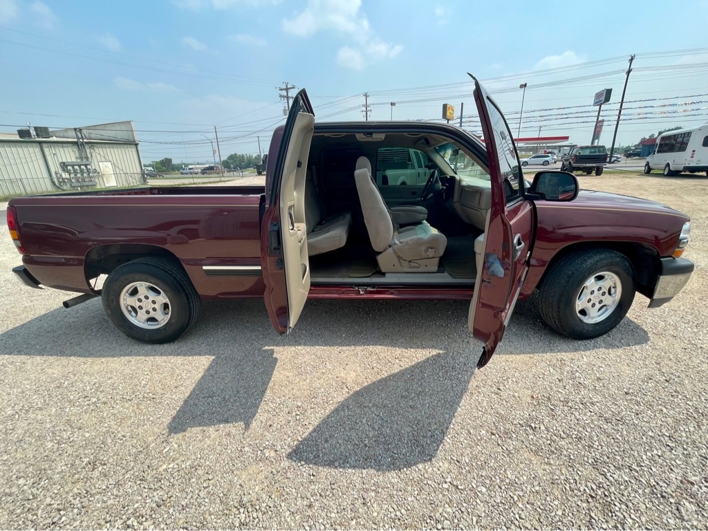 Chevrolet Silverado 1500 Ext. Cab Short Bed 2WD 2001