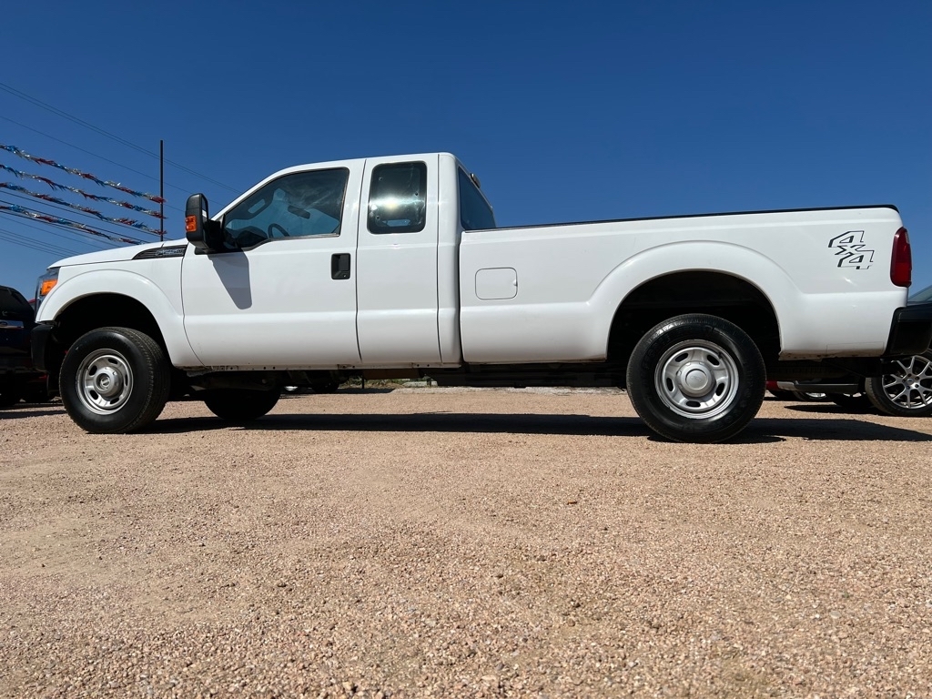 Ford F-250 SD XL SuperCab 4WD 2011
