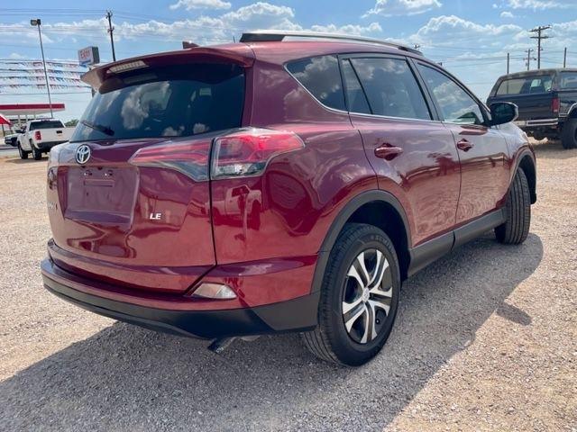 Toyota RAV4 LE FWD 2018