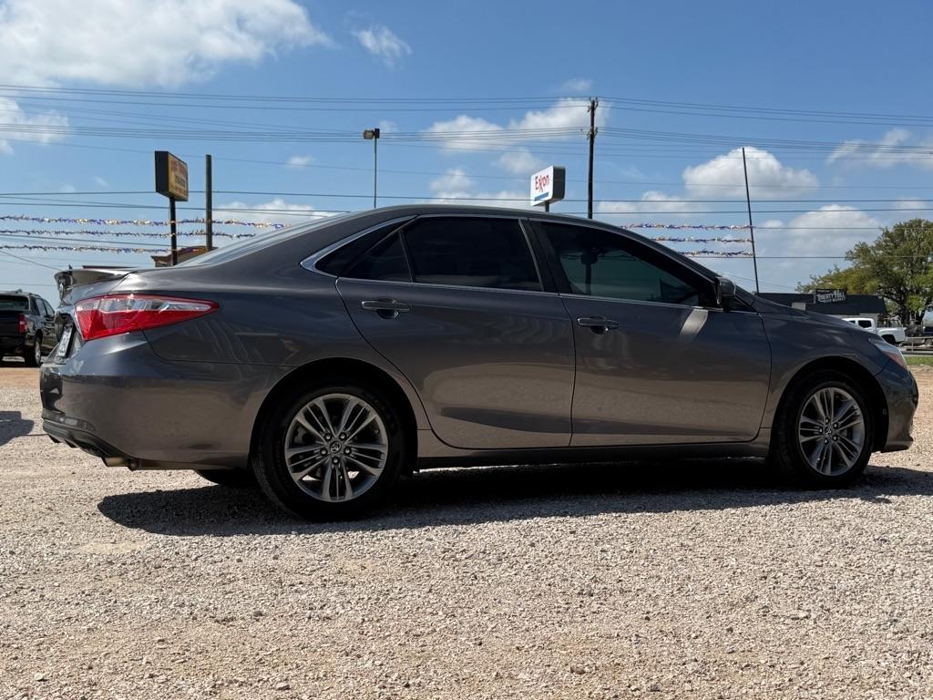 Toyota Camry  2016
