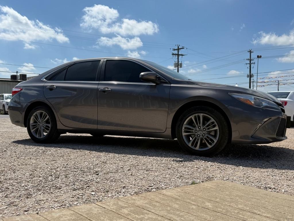 Toyota Camry  2016