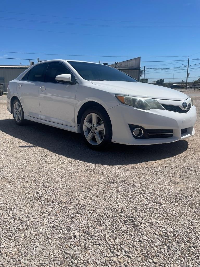 Toyota Camry  2012