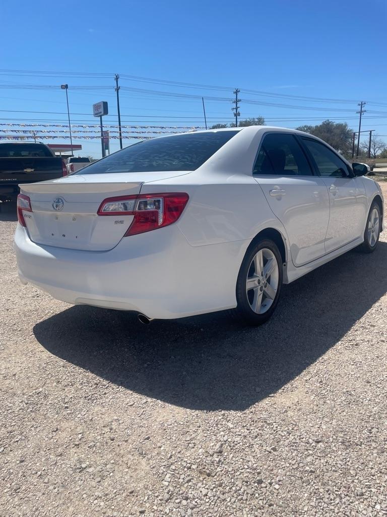 Toyota Camry  2012