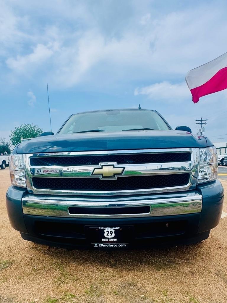 Chevrolet Silverado 1500 LS Extended Cab 2WD 2011