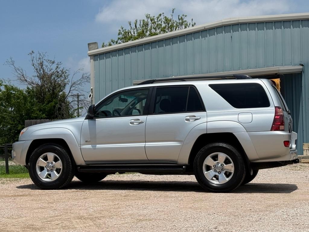 Toyota 4Runner SR5 2WD 2004