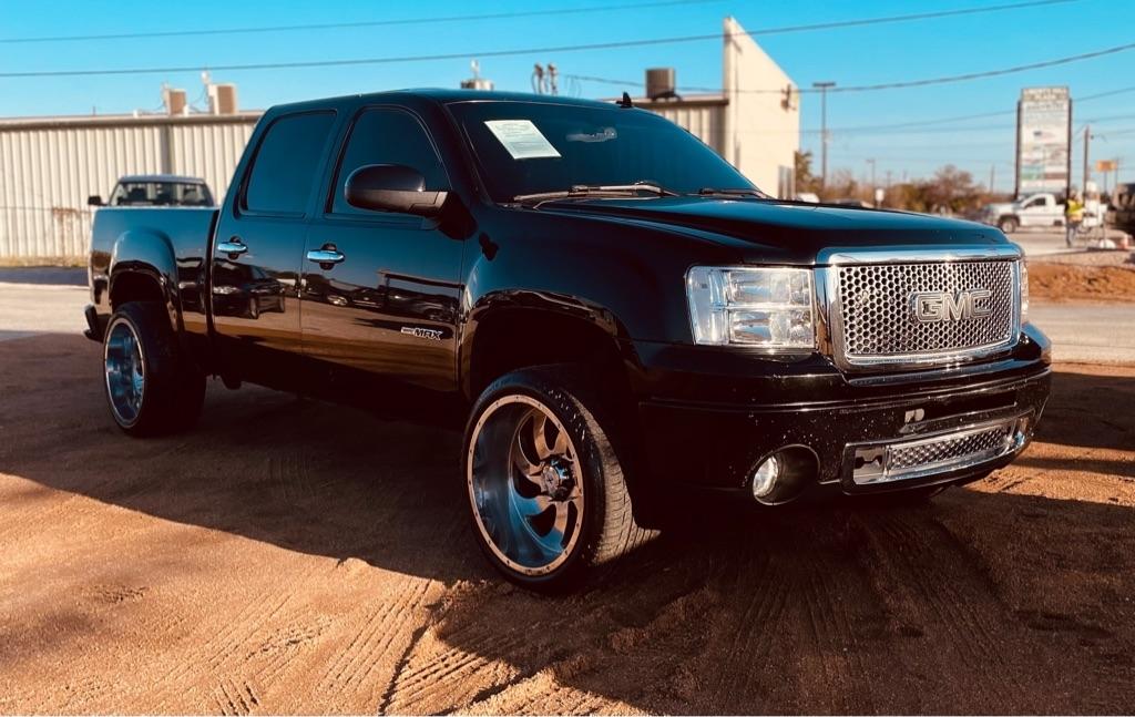 GMC Sierra 1500 SLT Crew Cab 2WD 2011