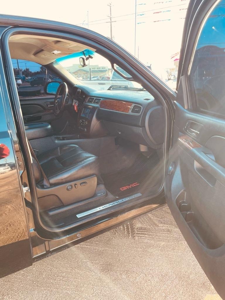 GMC Sierra 1500 SLT Crew Cab 2WD 2011