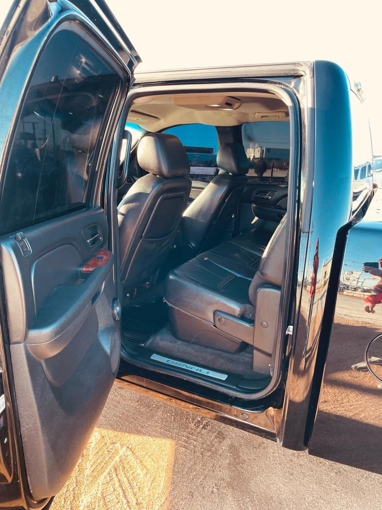 GMC Sierra 1500 SLT Crew Cab 2WD 2011