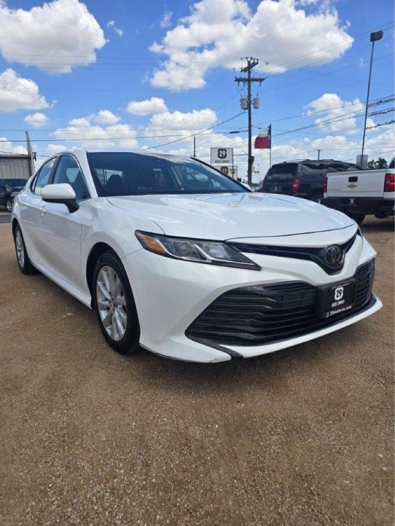 Toyota Camry L 2019