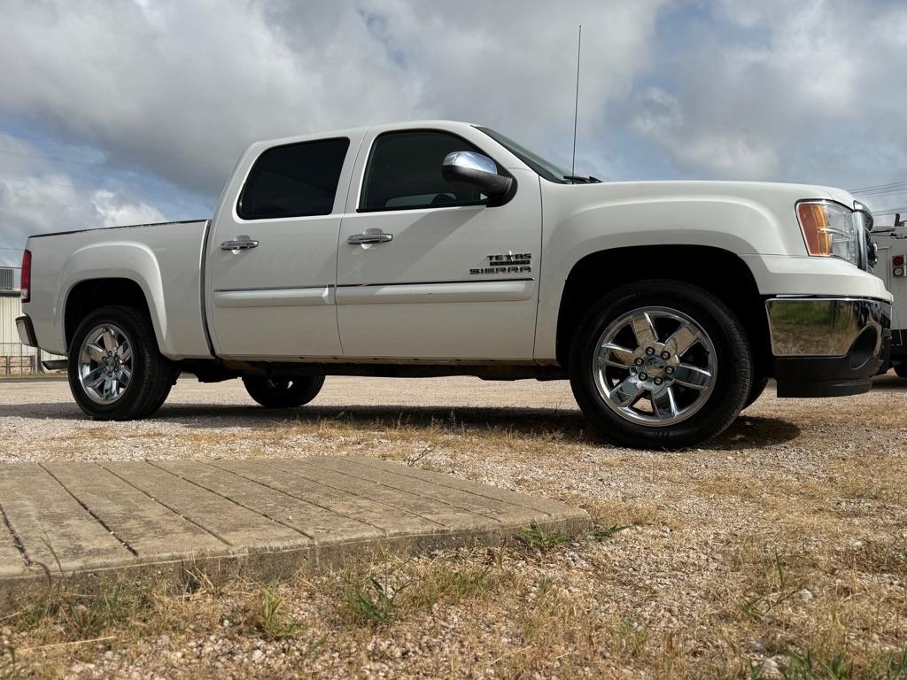 GMC Sierra 1500 SLE Crew Cab 2WD 2012