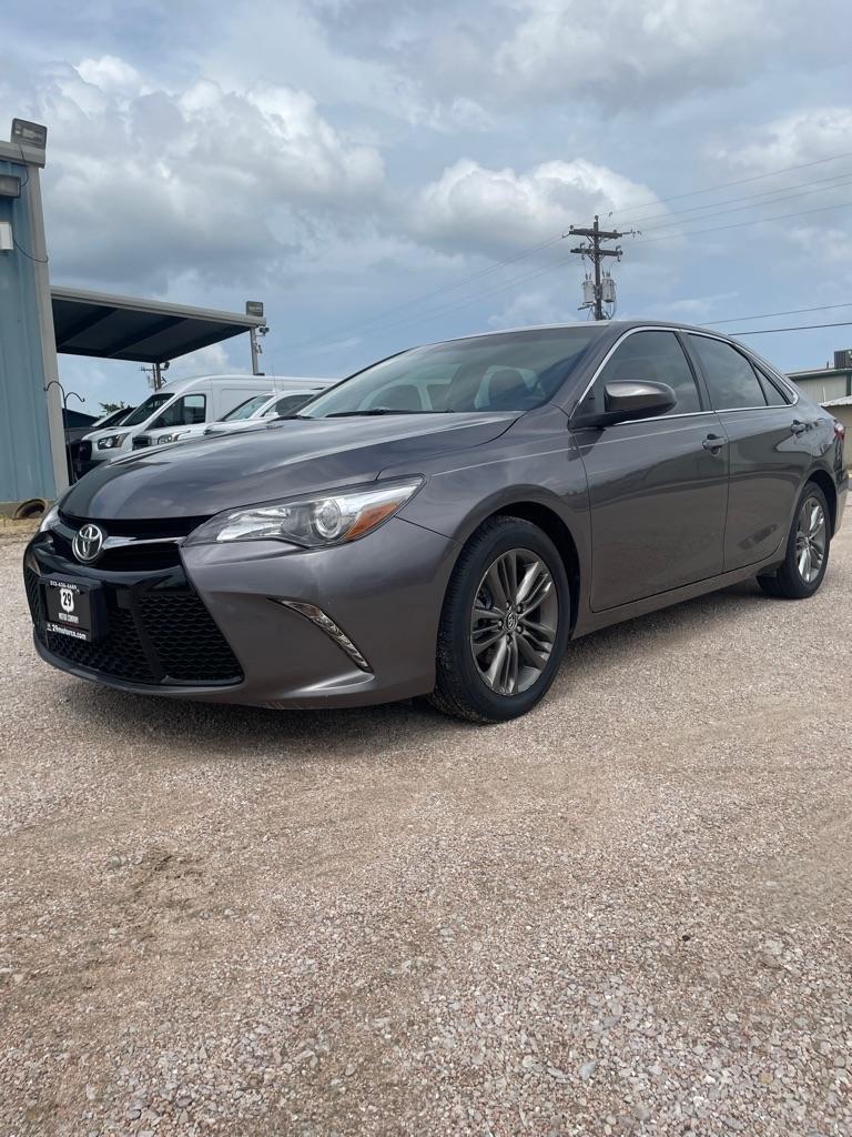 Toyota Camry LE 2017