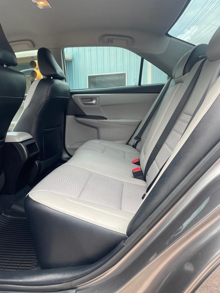 Toyota Camry LE 2017