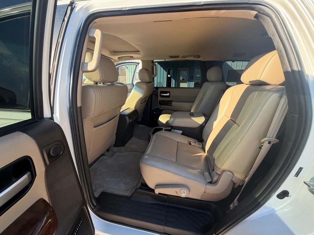 Toyota Sequoia Plantium 2WD 2008