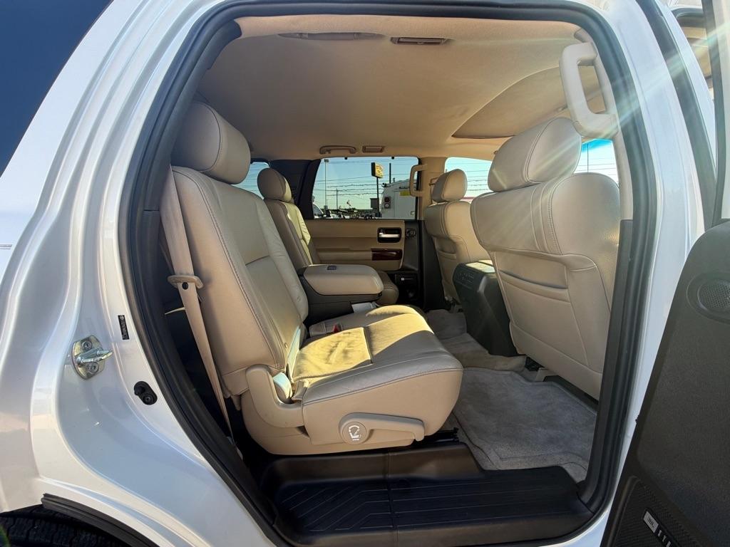 Toyota Sequoia Plantium 2WD 2008
