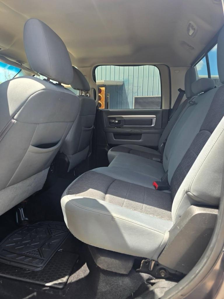 RAM 1500 SLT Crew Cab SWB 2WD 2013