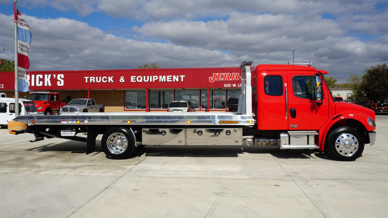 Freightliner M2 106  2026 Freightliner M2 106  2026