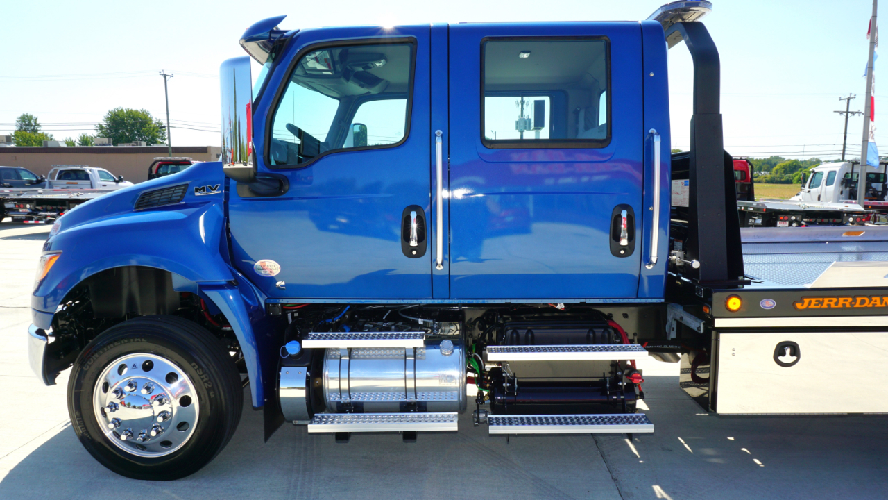 International MV  2026 International MV  2026